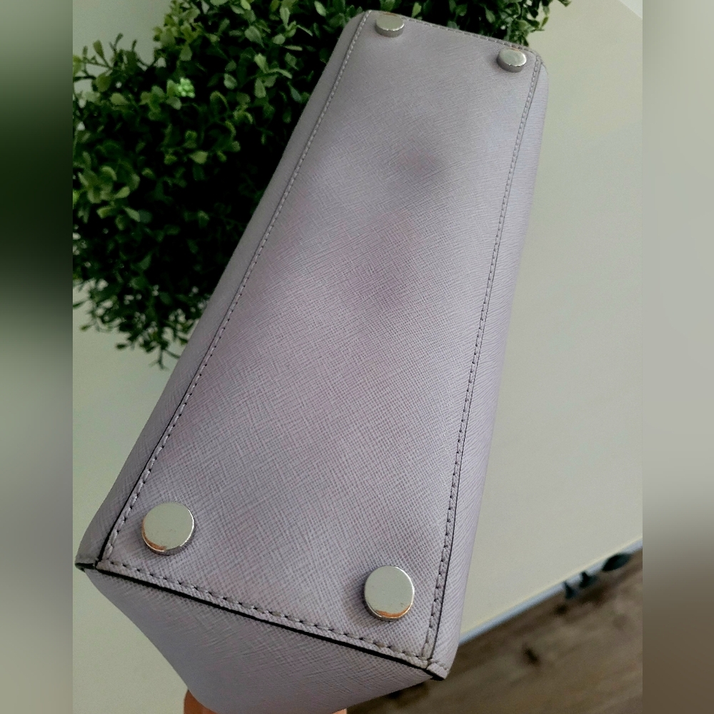 Perfect for 2026 a beautiful Michael Kors Lavender Satchel - Picture 4 of 12